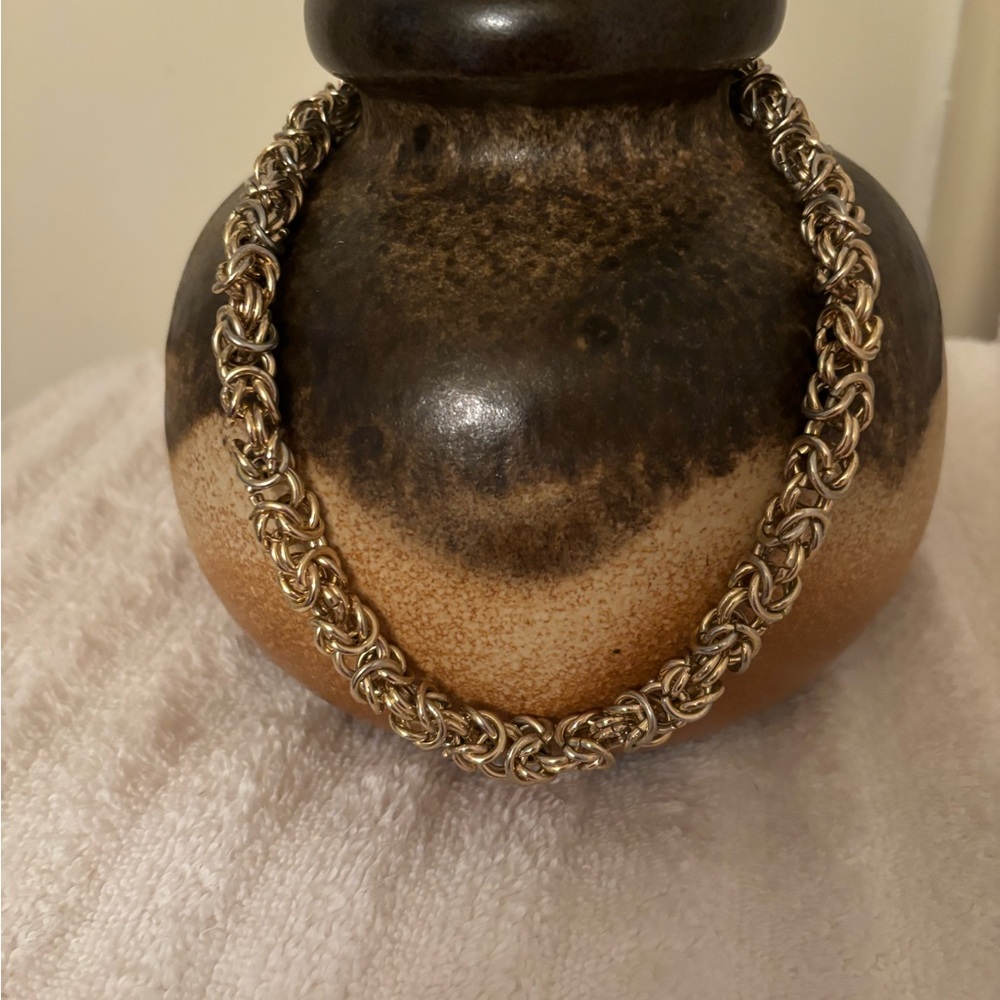 Elegant Gold Chain necklace